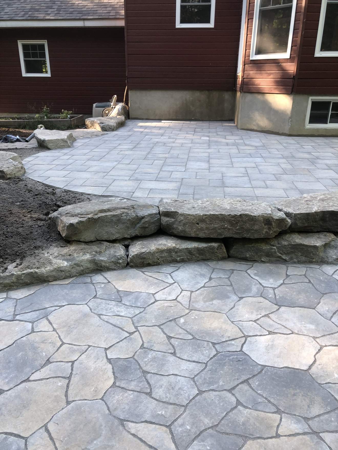 Pierre naturelle irrégulière